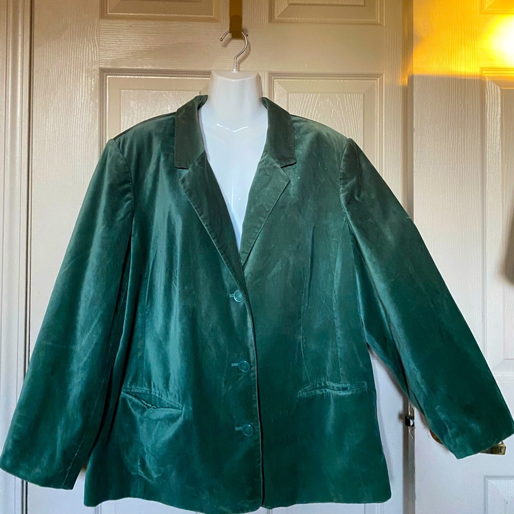 Velvet jacket/ blazer size 24w